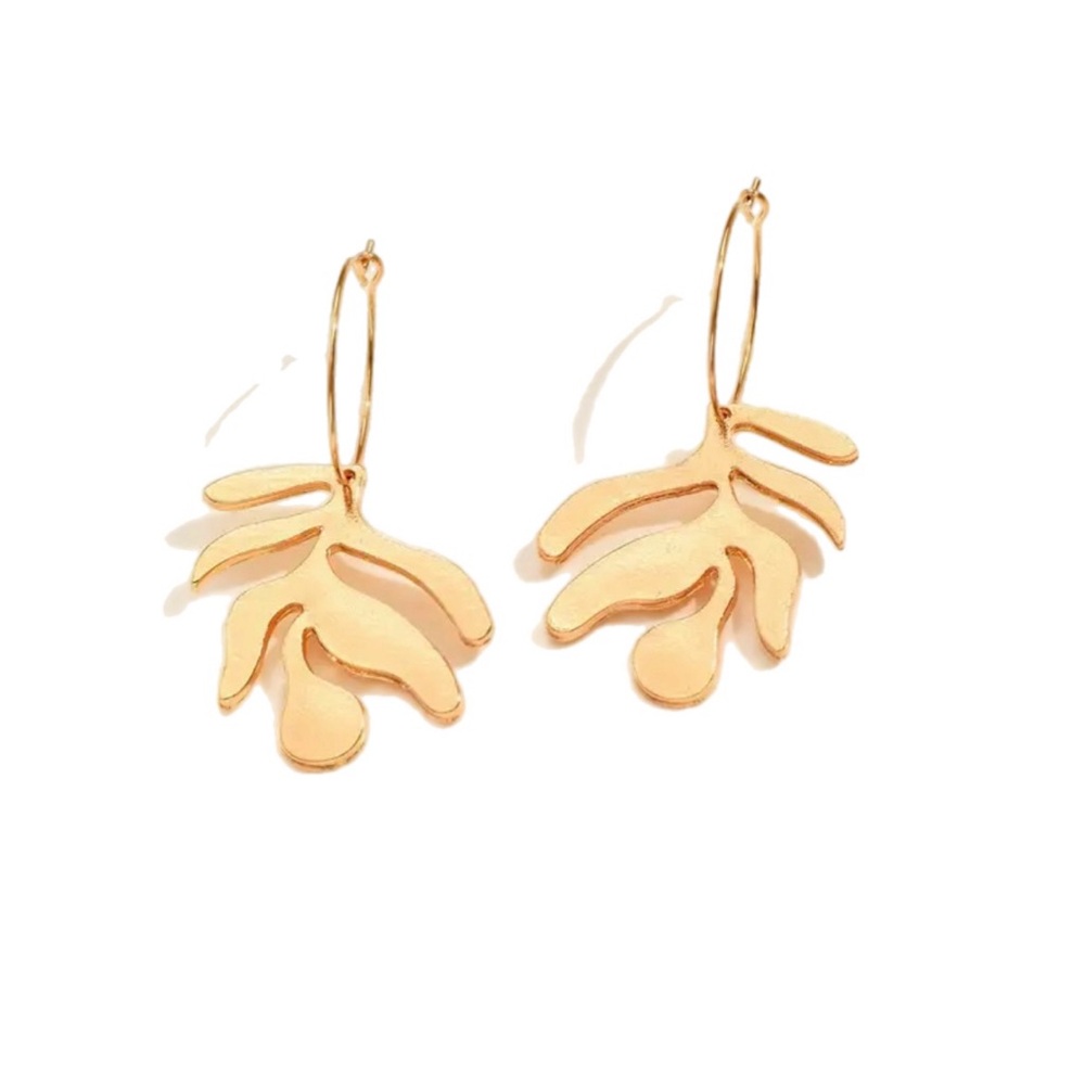 🎉GIFT with purchase of 2+ items🎉 New leaf pendant earrings